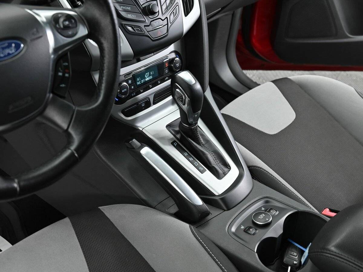Ford Focus, 2012 Фото №10