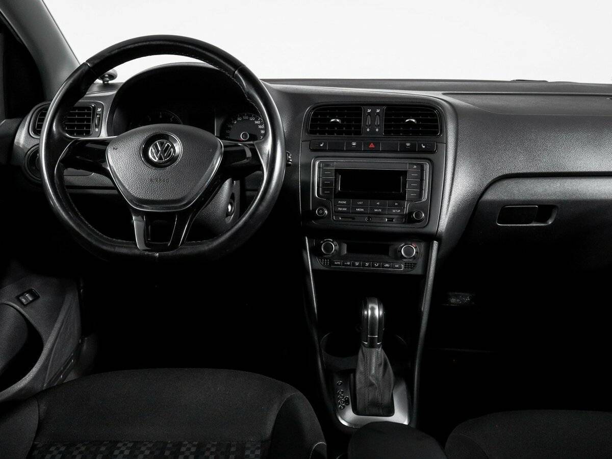 Volkswagen Polo, 2016 Фото №12