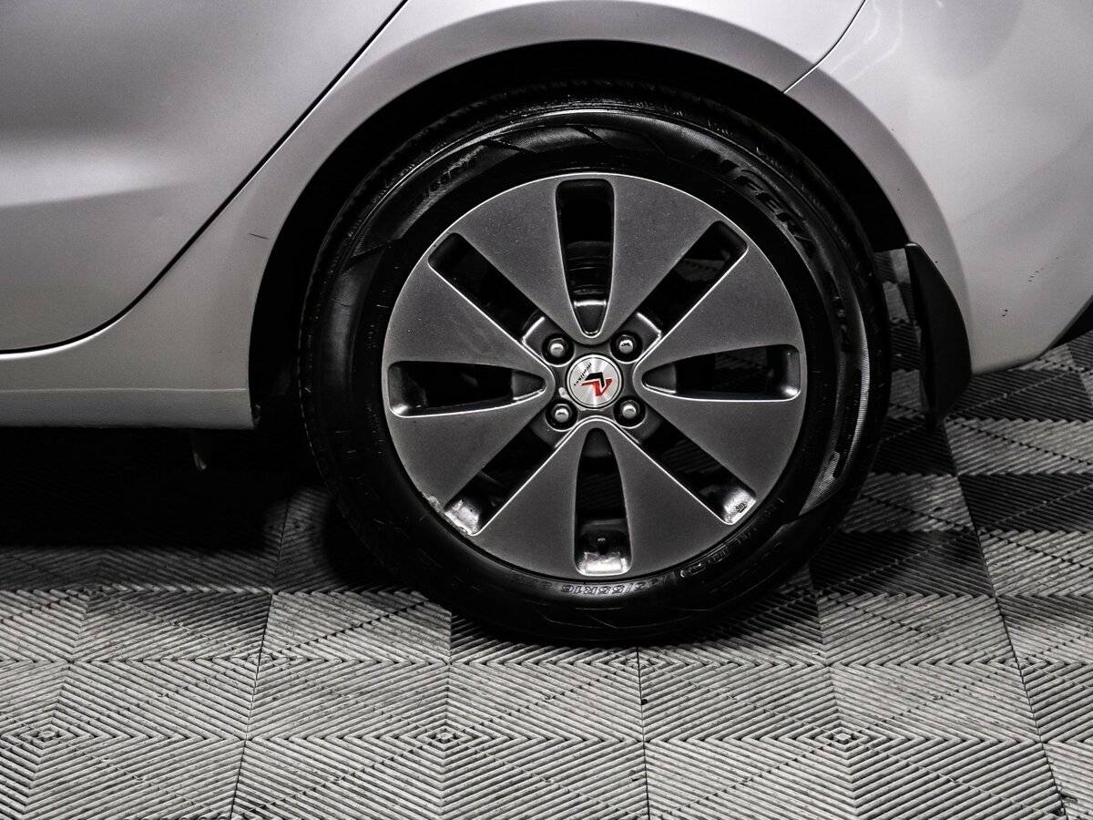 Kia Rio, 2017 Фото №14