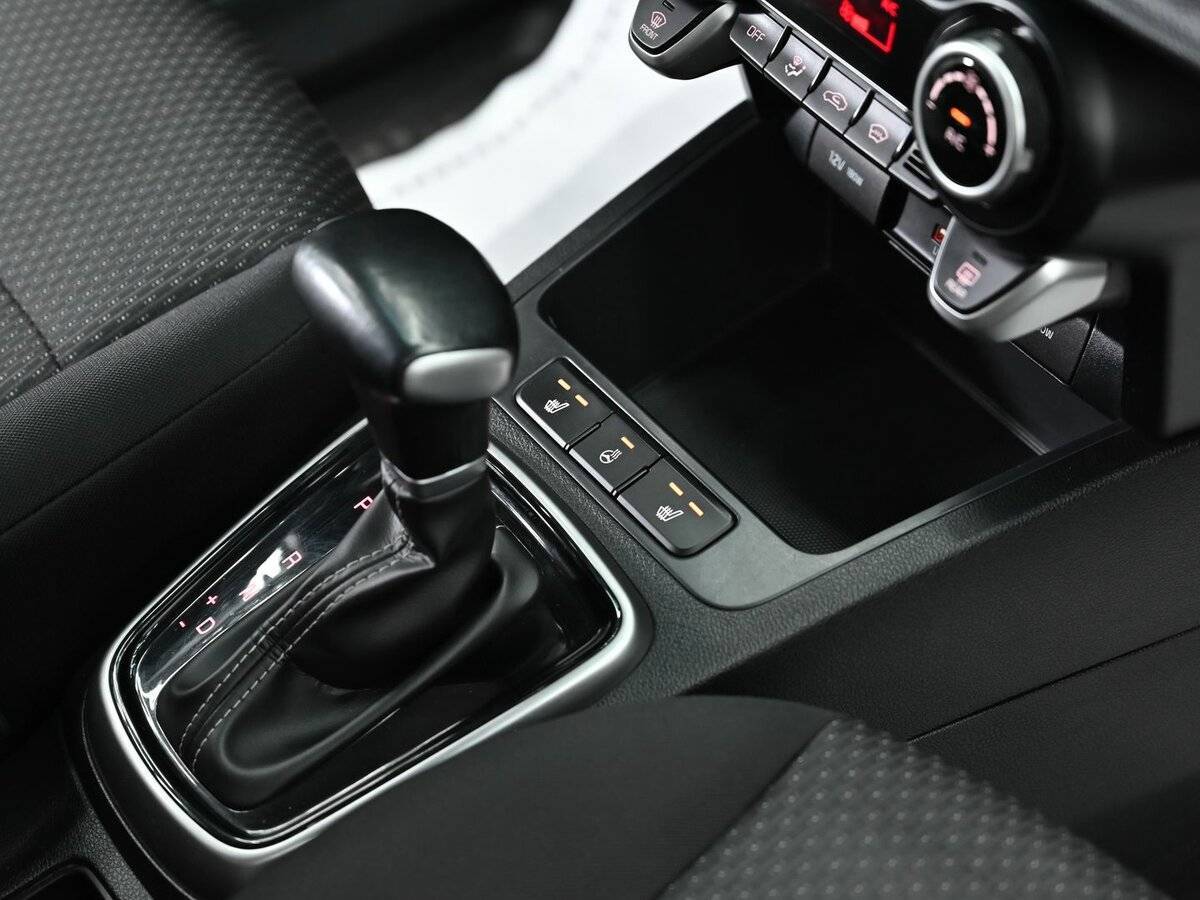 Kia Rio, 2022 Фото №13