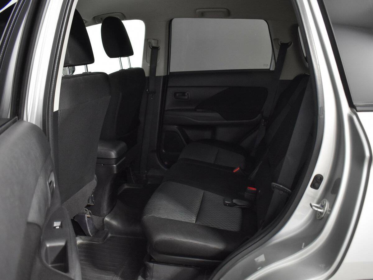 Mitsubishi Outlander, 2015 Фото №12