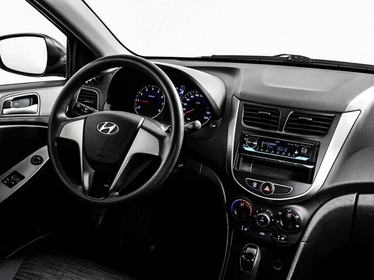 Hyundai Solaris I Рестайлинг, 2016 Фото №8