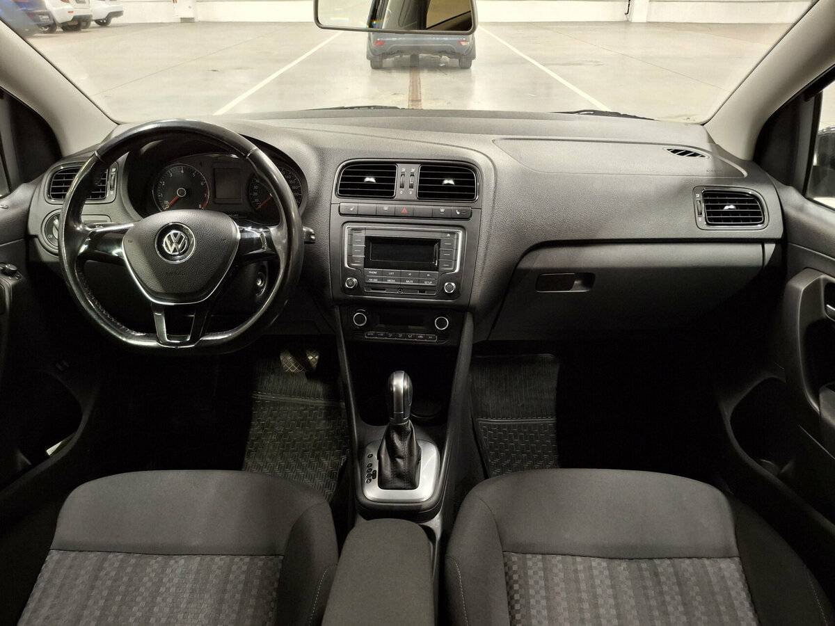 Volkswagen Polo V Рестайлинг, 2017 Фото №14