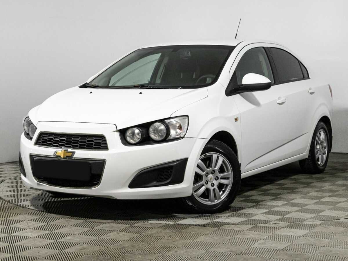 Chevrolet Aveo, 2015 Фото №1